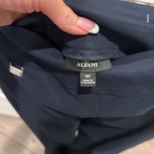 Navy alfani pull on 10short pants never worn